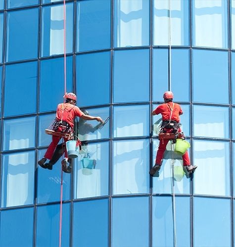 Мытье фасадов промальпинистами в Шарыпово